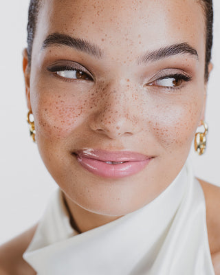 HYALURONIC SERUM CONCEALER
